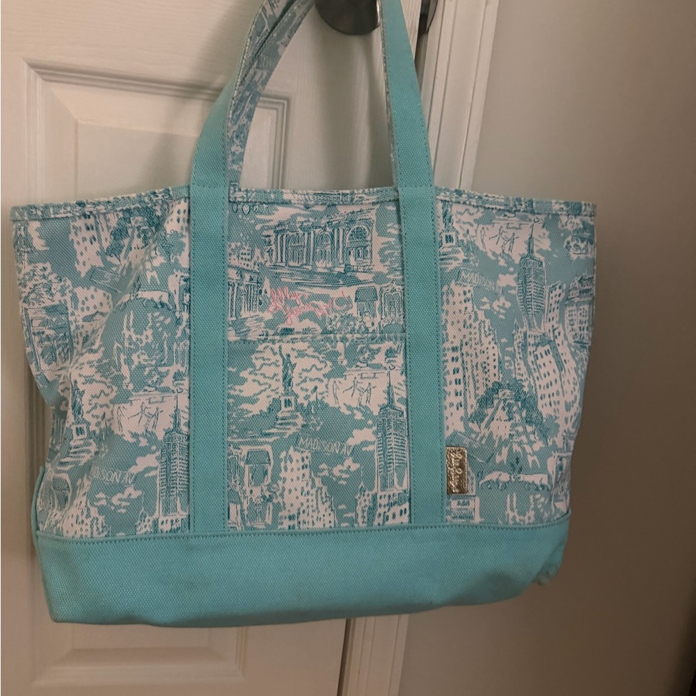 Lilly Pulitzer Teal and White Cityscape Tote